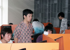 动画公司来院讲学