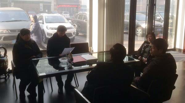 Ժ����Ӣ���ڶ�����ʢ�߷õ���